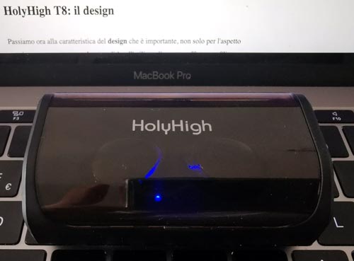 Recensione HolyHight T8: batteria integrata nella custodia