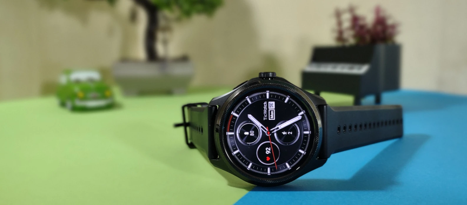 Recensione Ticwatch Pro 5